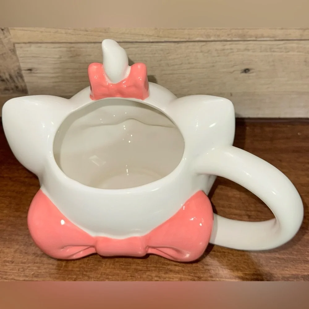 Super Cute 🥰 Disney Aristocats Marie 🐈 Face Ceramic 3D Sculpted 21oz Mug - NEW - Picture 10 of 11